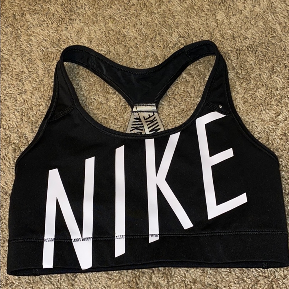 nike pro sports bra